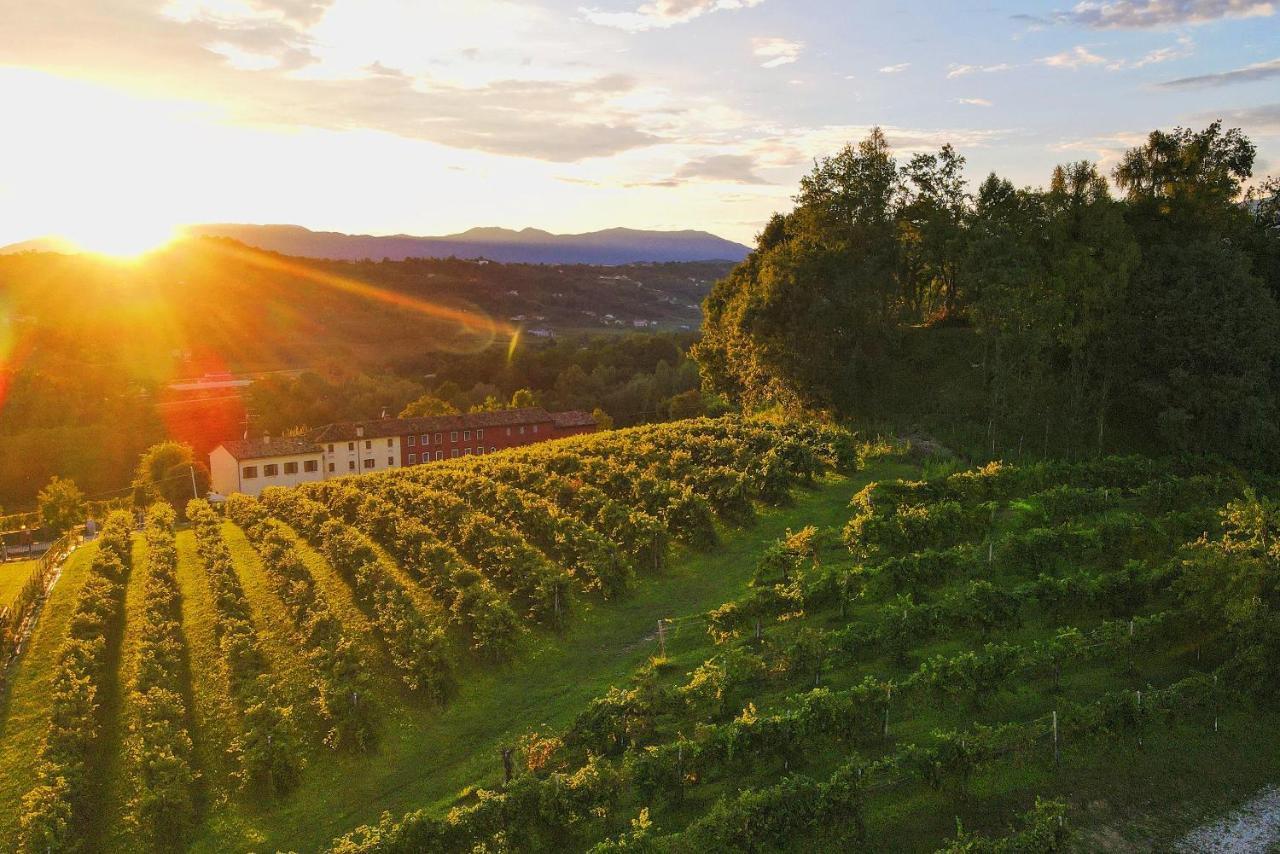 Tenuta Mani Sagge Сан-Пьетро-ди-Фелетто Экстерьер фото
