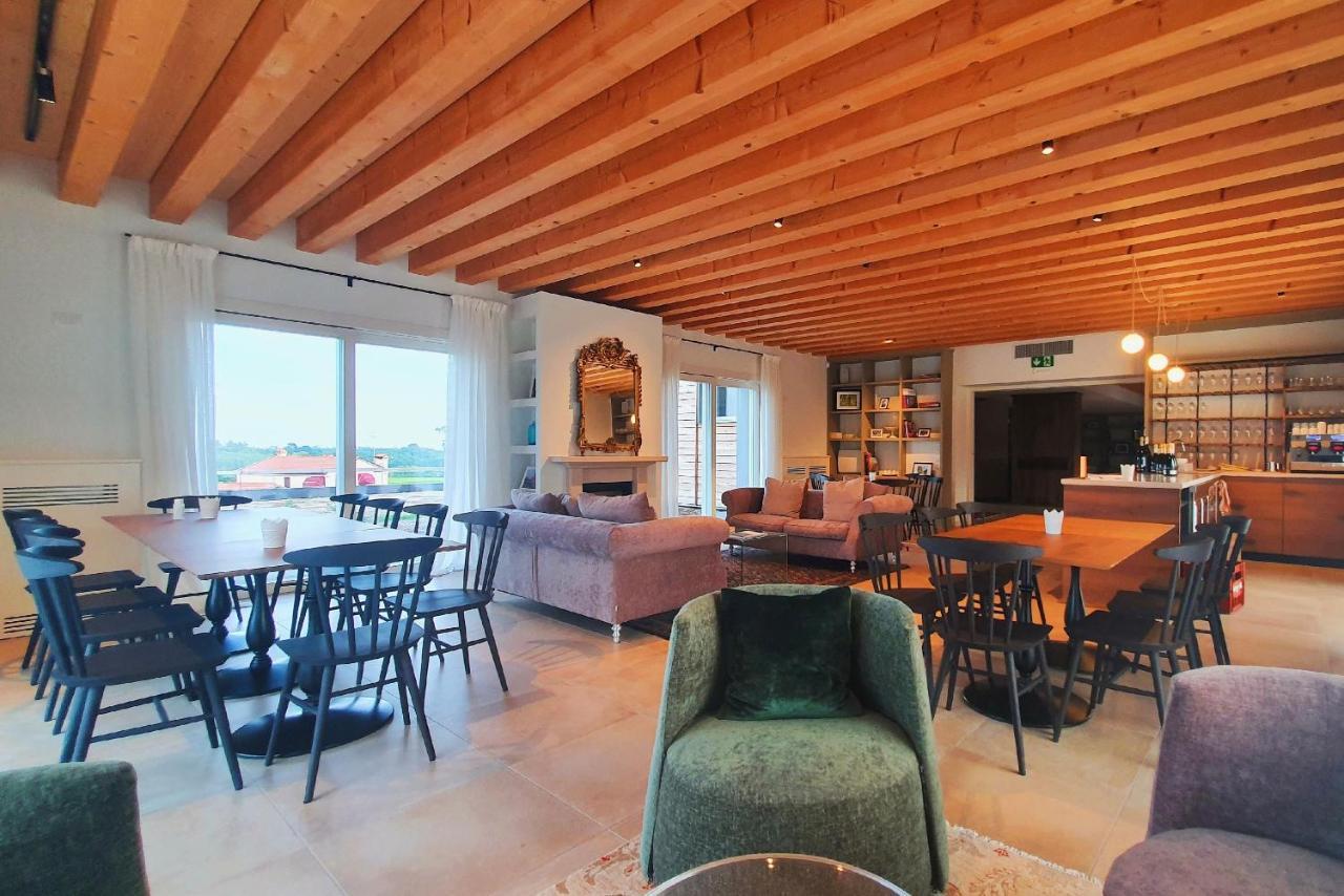 Tenuta Mani Sagge Сан-Пьетро-ди-Фелетто Экстерьер фото